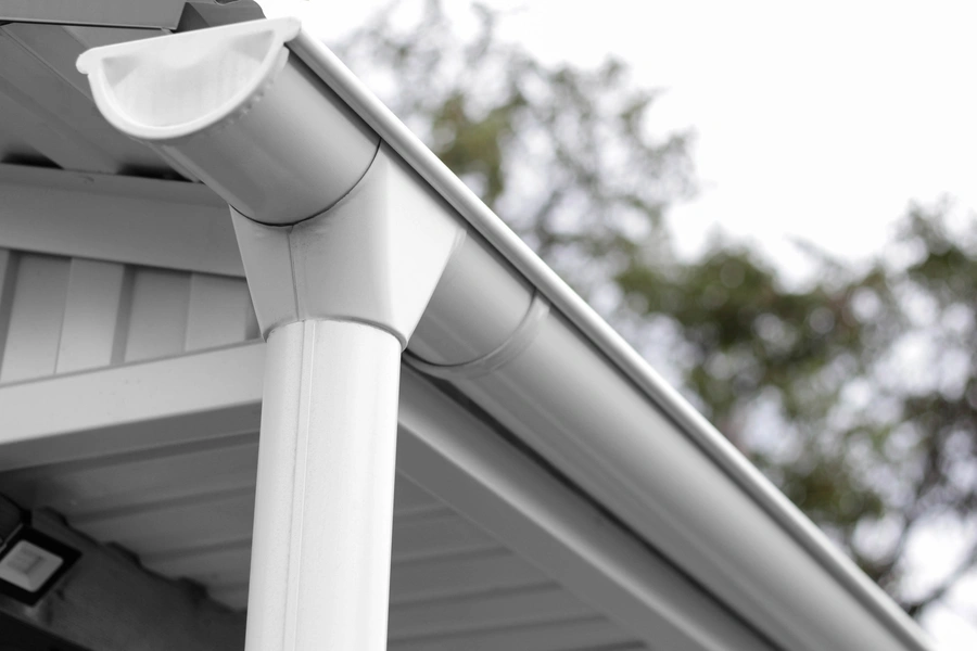 Signs Your Home Needs Gutter Installation Or Replacement in Manor, TX